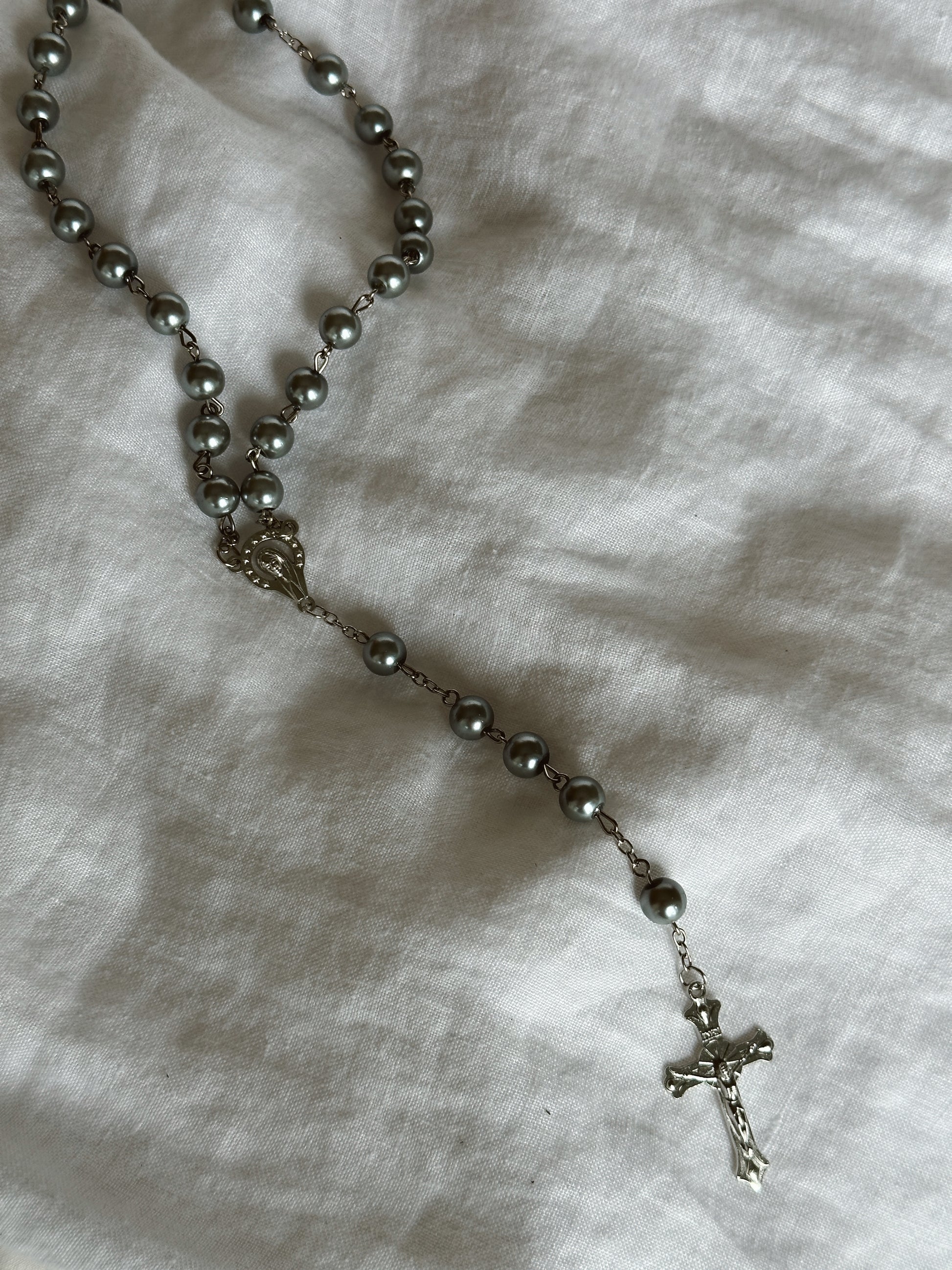 Beautiful Pearl Rosary - Perfect for First Communion